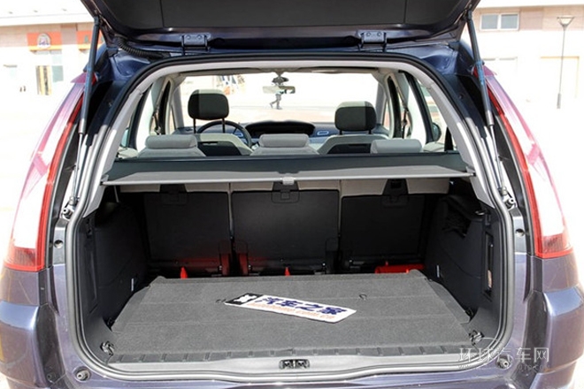 2009款 Grand 2.0L 舒適型