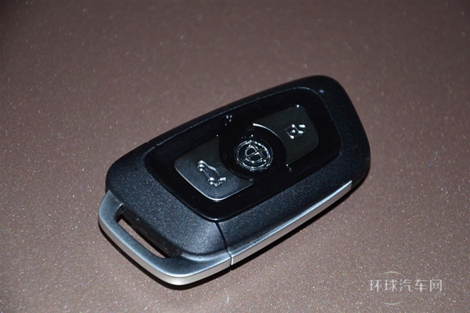 2014款 1.6L 手動(dòng)舒適型