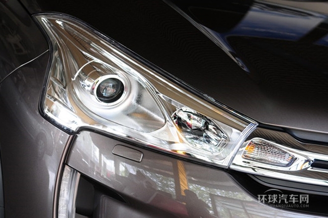 2013款 2.0L 兩驅(qū)豪華版