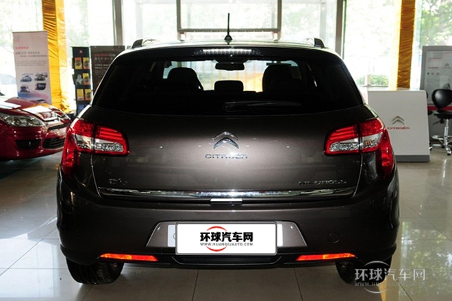 2013款 2.0L 兩驅(qū)豪華版
