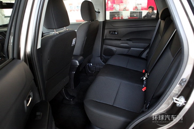 2013款 2.0L 四驅舒適版