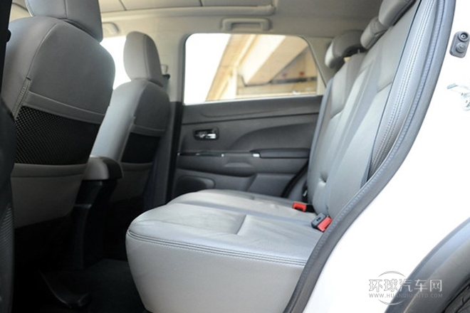 2013款 2.0L 四驅豪華版