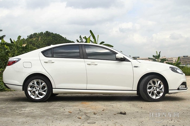 2014款 掀背 1.8T 自動精英版