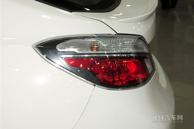 2014款 掀背 1.8T 自動性能版