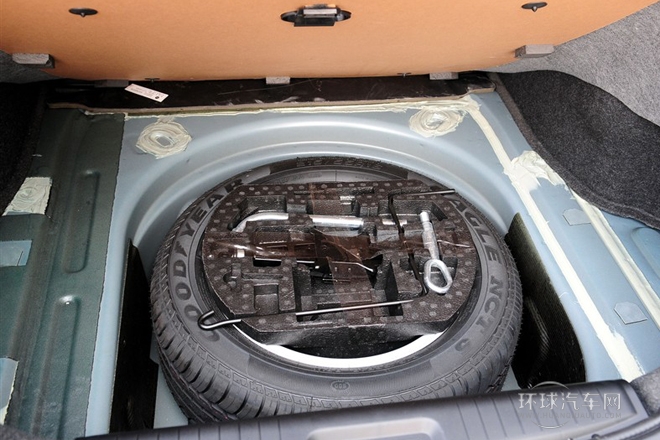 2010款 1.8T 手動舒適版