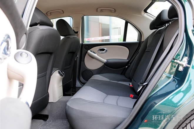 2010款 1.8T 手動(dòng)舒適版