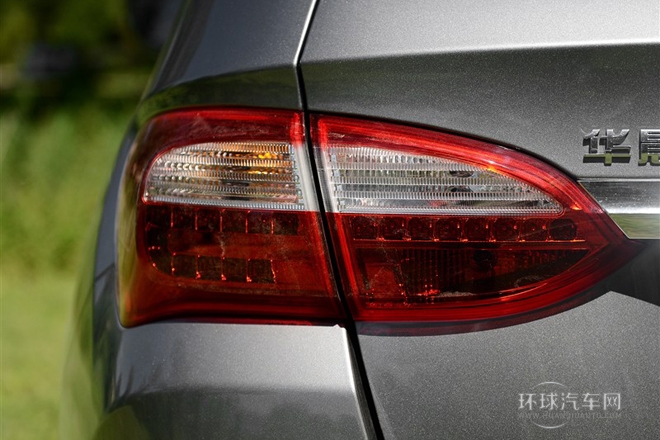 1.5T 自動兩驅(qū)豪華型