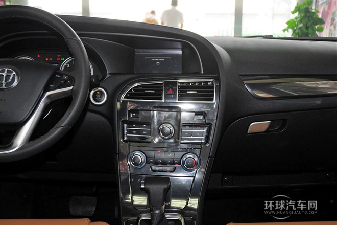 1.5T 自動兩驅豪華型