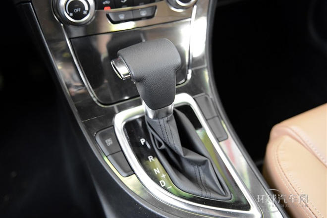 1.5T 自動兩驅(qū)豪華型