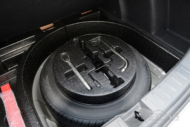 1.5T 自動兩驅(qū)豪華型