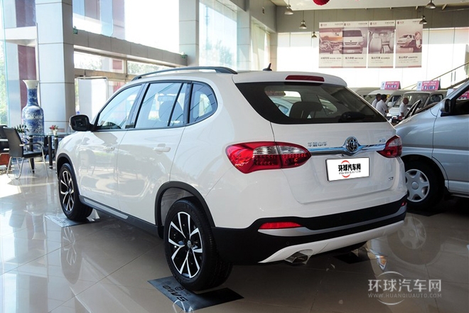 1.5T 自動(dòng)兩驅(qū)運(yùn)動(dòng)型