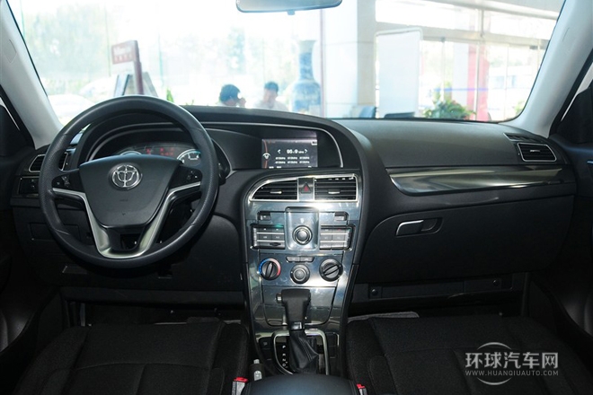 1.5T 自動兩驅運動型