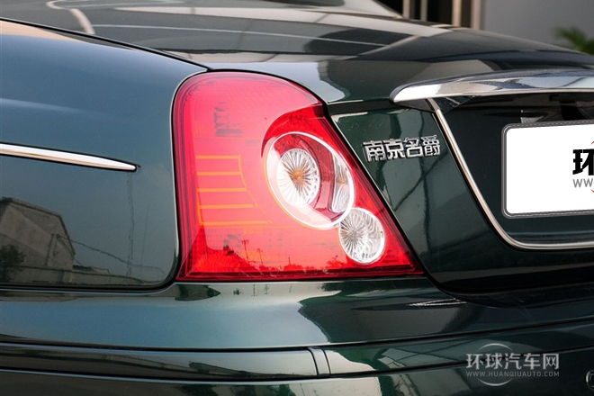 2010款 1.8T 手動舒適版