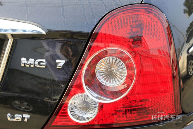 2010款 1.8T 自動加長舒適版