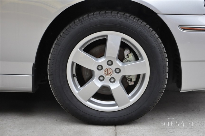 2010款 1.8T 自動精英版