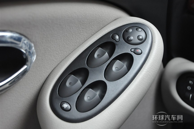 2010款 1.8T 自動精英版