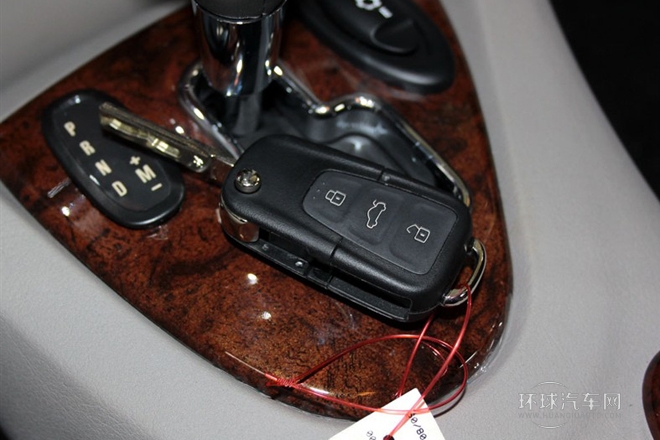 2010款 1.8T 自動舒適版