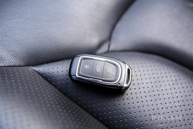 2013款 1.5L 手動精英版