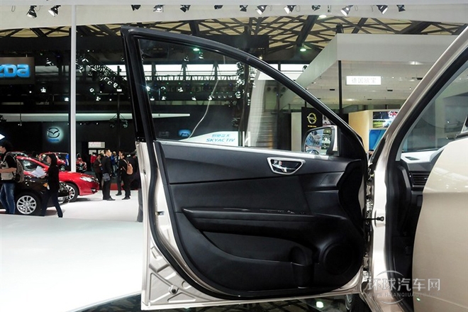 2013款 1.5L CVT旗艦版