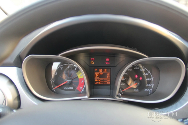 2014款 兩廂 1.5L 自動舒適型