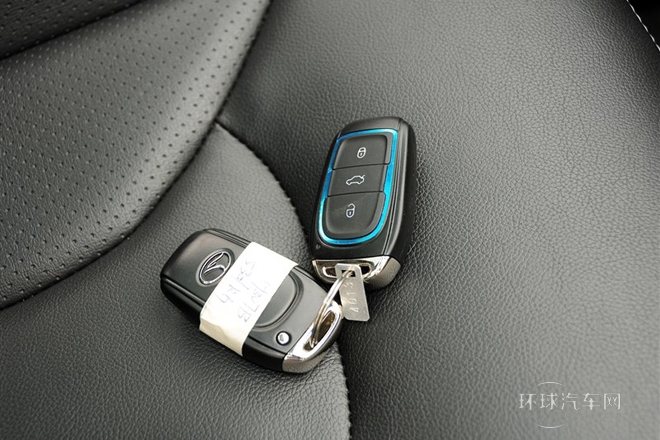 2013款 1.5L 手動旗艦版