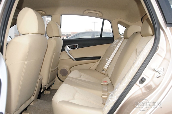 2013款 1.5L 手動(dòng)標(biāo)準(zhǔn)版