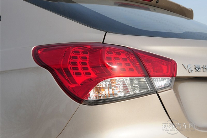 2013款 1.5L 手動標準版