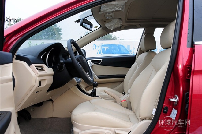 2013款 1.5L 手動(dòng)豪華版