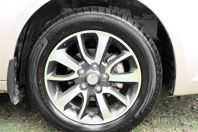 2013款 1.5L 手動舒適版