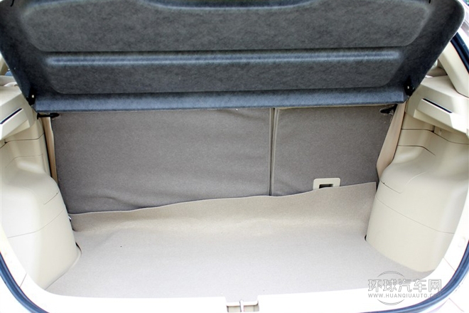 2013款 1.5L 手動舒適版