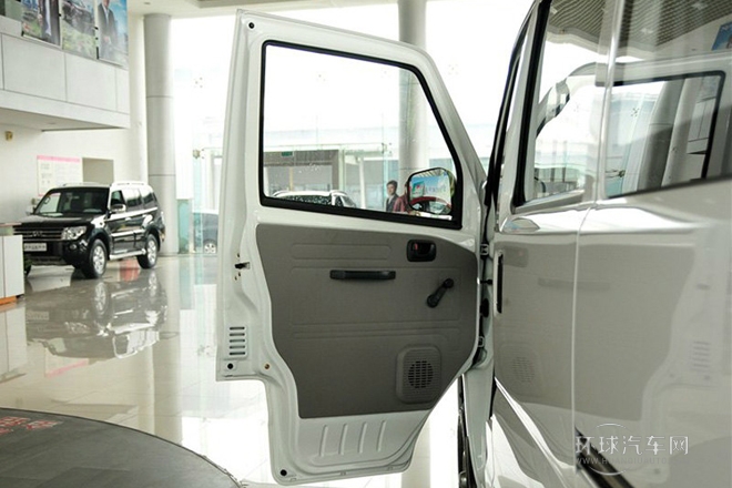 2011款 1.3L(東安引擎)豪華型