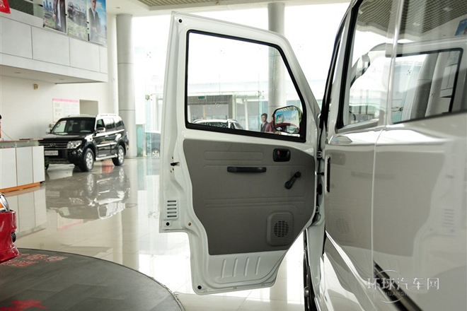 2011款 1.3L(柳機(jī)引擎)標(biāo)準(zhǔn)型