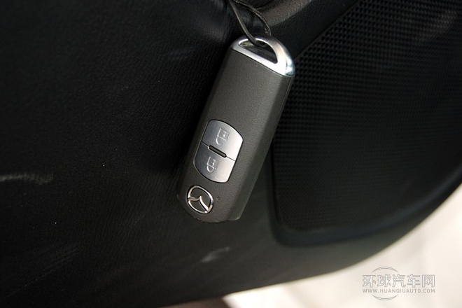 2014款 兩廂 2.0L 自動(dòng)旗艦型