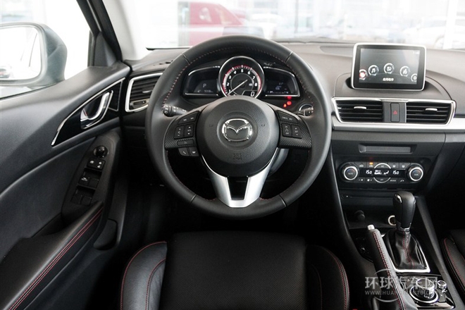 2014款 兩廂 2.0L 自動旗艦型