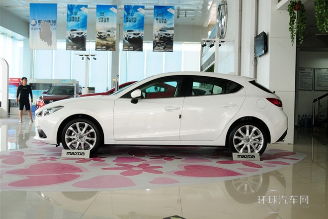 2014款 兩廂 2.0L 自動(dòng)運(yùn)動(dòng)型