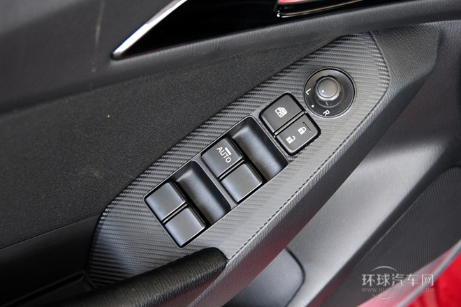 2014款 三廂 1.5L 自動(dòng)豪華型