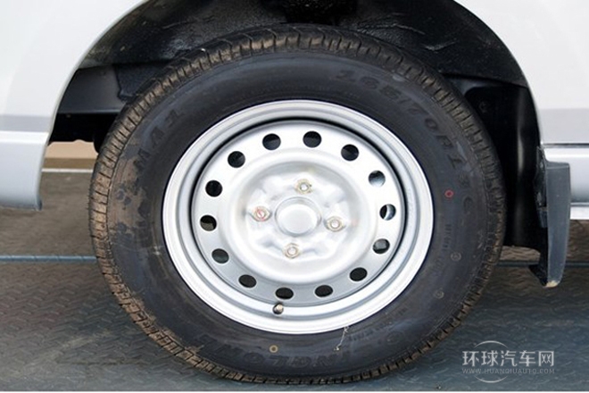 2010款 1.0L加長版 基本型