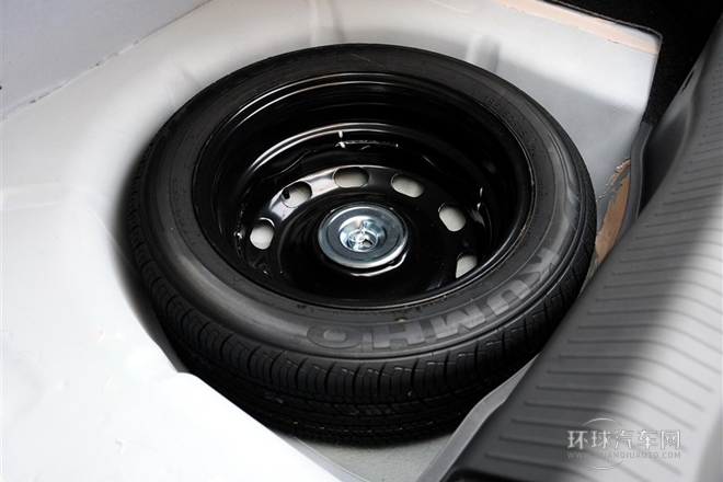 2012款 三廂 1.5L 自動尊貴型