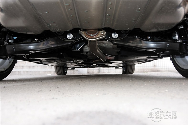 2014款 三廂 2.0L 自動運動型