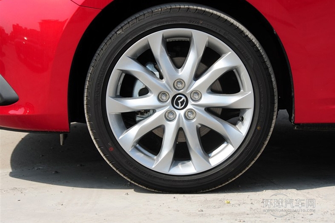 2014款 三廂 2.0L 自動(dòng)運(yùn)動(dòng)型