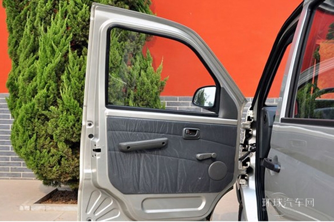 2010款 1.0L新版立業型短車身