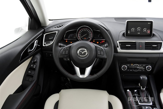 2014款 三廂 2.0L 自動運動型