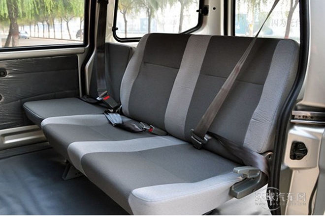 2010款 1.0L新版立業(yè)型短車身