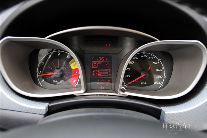 2012款 三廂 1.5L 自動(dòng)尊貴型