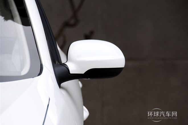 2012款 三廂 1.5L 自動(dòng)尊貴型