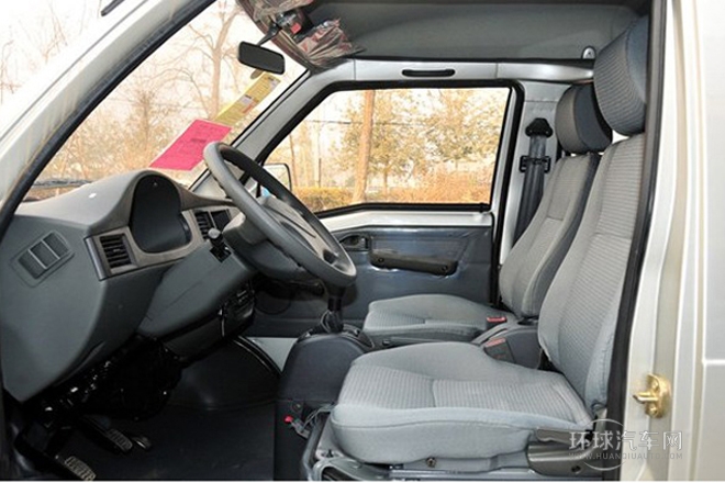 2010款 1.0L新版立業型長車身