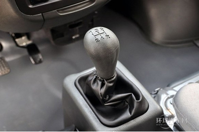 2010款 1.0L新版實用型短車身