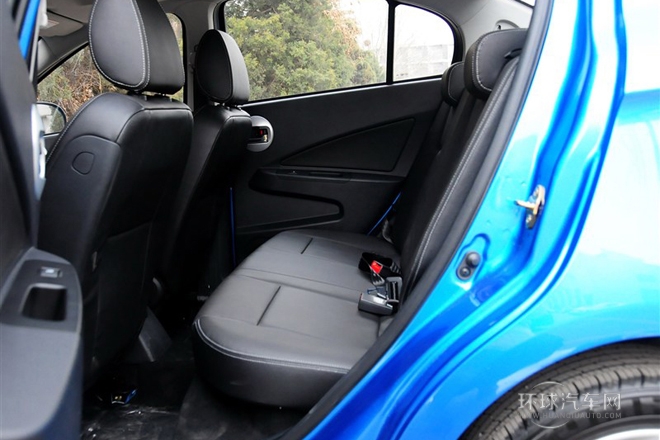 2012款 三廂 1.5L 手動(dòng)豪華型