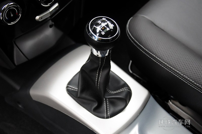 2012款 三廂 1.5L 手動(dòng)豪華型