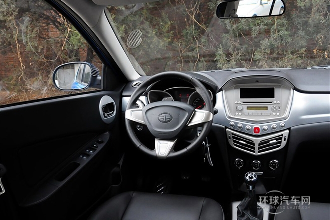 2012款 三廂 1.5L 手動(dòng)豪華型